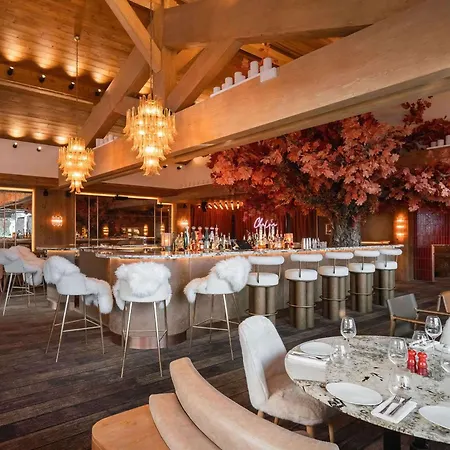 De Gamme, 2 Suites, Acces Bien-etre - Fr-1-830-19